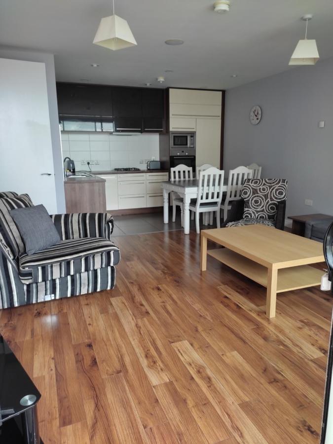 Benji & Milos Apartments Belfast Exterior foto